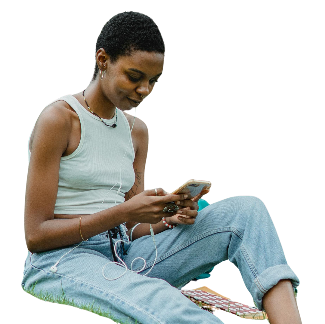 Girl chating on phone with smile on her face